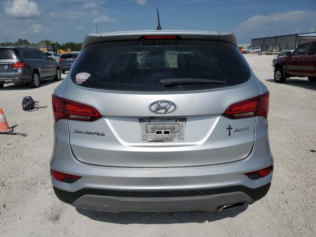 5XYZT3LB7JG545654 - 2018 HYUNDAI SANTA FE S SILVER photo 6