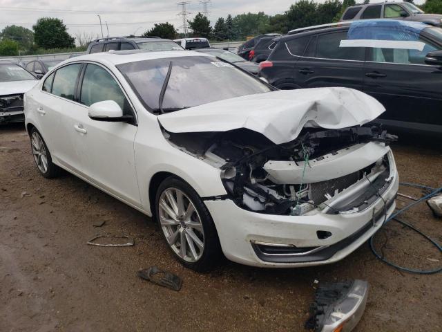 LYV402TK4HB195738 - 2017 VOLVO S60 PREMIER WHITE photo 4