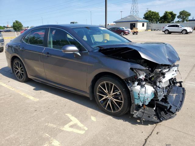 4T1T11AK2PU779500 - 2023 TOYOTA CAMRY SE NIGHT SHADE GRAY photo 4