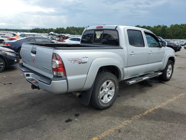 3TMJU4GN9BM112684 - 2011 TOYOTA TACOMA DOUBLE CAB PRERUNNER SILVER photo 3