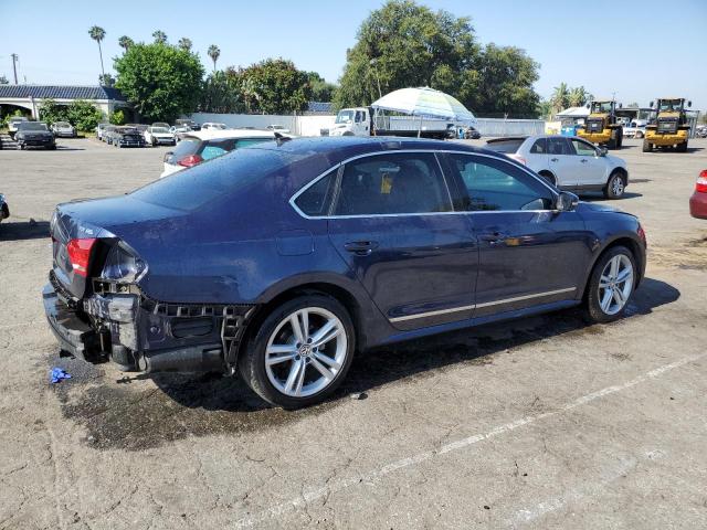 1VWCN7A31EC052966 - 2014 VOLKSWAGEN PASSAT SEL BLUE photo 3