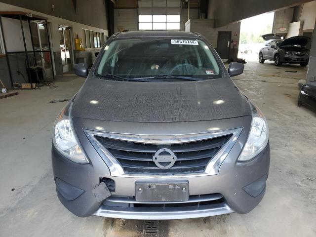 3N1CN7AP4GL902752 - 2016 NISSAN VERSA S GRAY photo 5