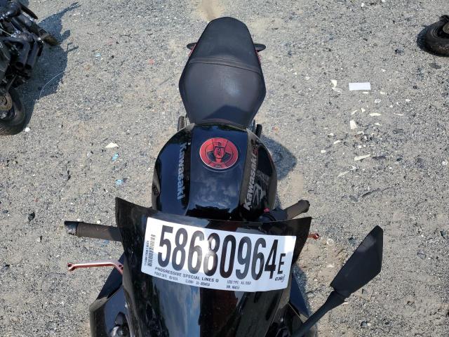 JKAEXEC17BDA64855 - 2011 KAWASAKI EX650 C 黑色 照片 5