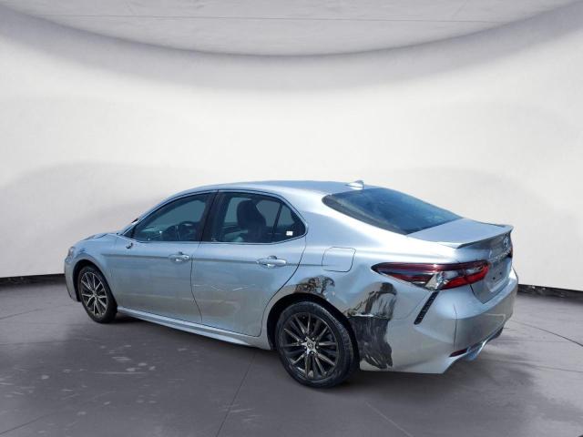 4T1G11AK2PU737264 - 2023 TOYOTA CAMRY SE NIGHT SHADE SILVER photo 2