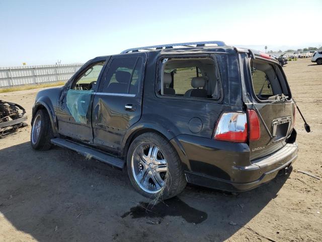 5LMFU27526LJ06221 - 2006 LINCOLN NAVIGATOR შავი ფოტო 2