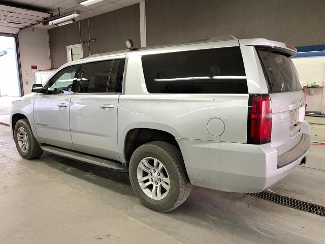 1GNSKGKC0JR137334 - 2018 CHEVROLET SUBURBAN K1500 LS SILVER photo 2