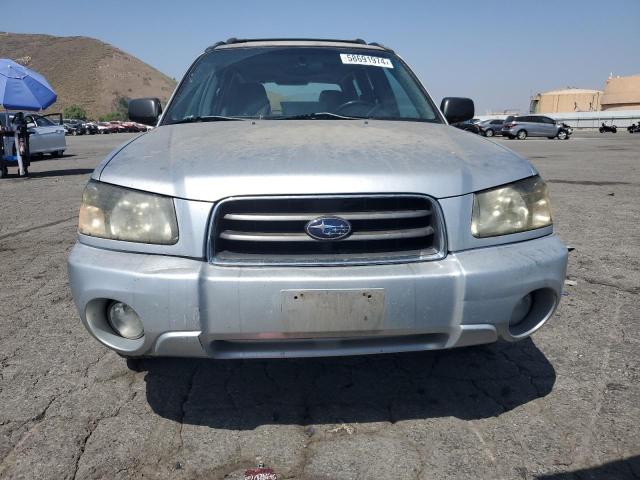JF1SG65614H734485 - 2004 SUBARU FORESTER 2.5XS ნაცრისფერი ფოტო 5