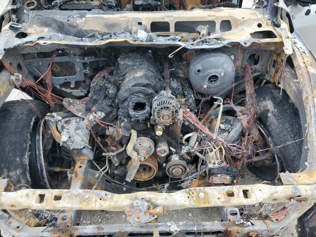 1C6RR7LT9DS521618 - 2013 RAM 1500 SLT SILVER photo 11