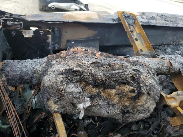 1C6RR7LT9DS521618 - 2013 RAM 1500 SLT SILVER photo 9