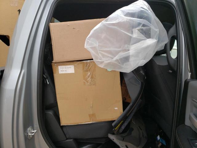 3C6UR5DJ2NG280215 - 2022 RAM 2500 BIG HORN/LONE STAR SILVER photo 6