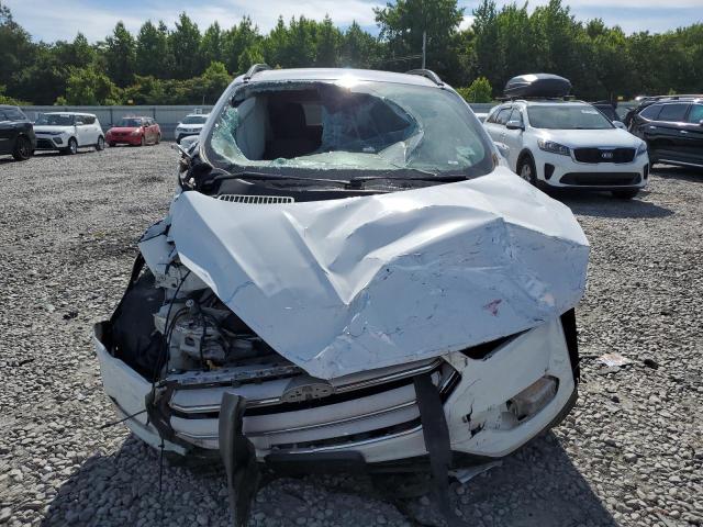 1FMCU9G93JUC41616 - 2018 FORD ESCAPE SE WHITE photo 5