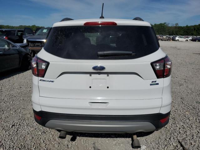 1FMCU9G93JUC41616 - 2018 FORD ESCAPE SE WHITE photo 6