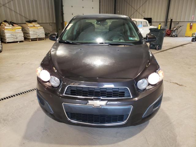 1G1JA5SG9D4192941 - 2013 CHEVROLET SONIC LS 黑色 照片 5