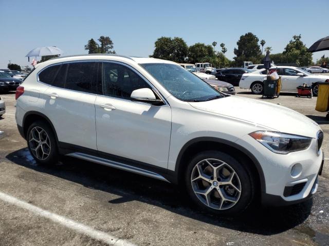 WBXHT3C55K5L38151 - 2019 BMW X1 XDRIVE28I WHITE photo 4