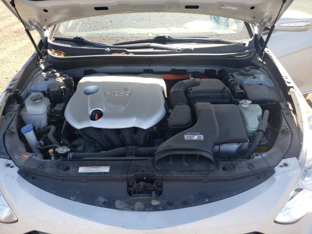 KMHEC4A41FA131541 - 2015 HYUNDAI SONATA HYBRID SILVER photo 11