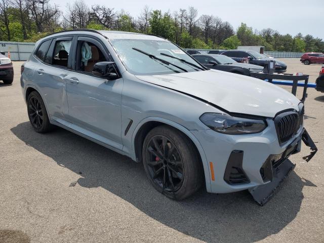 5UX83DP03P9R35637 - 2023 BMW X3 M40I SILVER photo 4