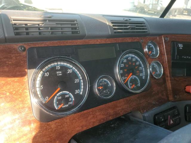 1FUJGLDR9KLKJ9687 - 2019 FREIGHTLINER CASCADIA 125 WHITE photo 8