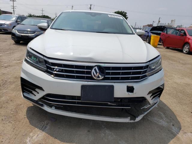 1VWMA7A3XKC012526 - 2019 VOLKSWAGEN PASSAT SE R-LINE WHITE photo 5