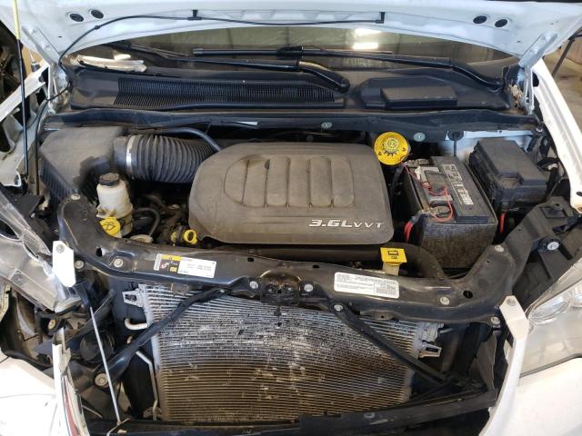 2C4RC1CG3GR119013 - 2016 CHRYSLER TOWN & COU TOURING L WHITE photo 12