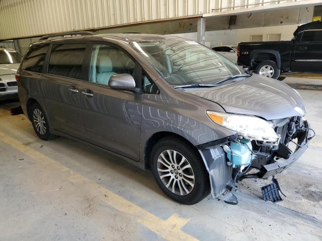 5TDYZ3DC5JS903631 - 2018 TOYOTA SIENNA XLE GRAY photo 4