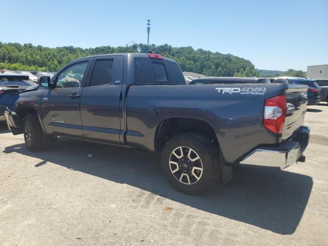 5TFUY5F1XLX909091 - 2020 TOYOTA TUNDRA DOUBLE CAB SR/SR5 GRAY photo 2
