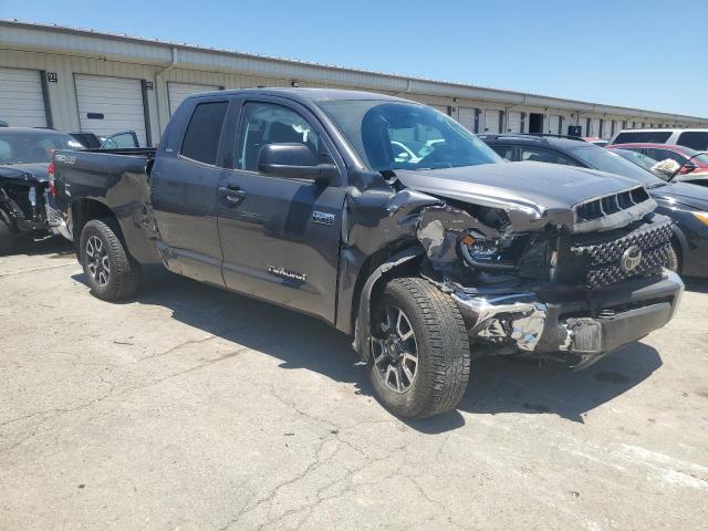 5TFUY5F1XLX909091 - 2020 TOYOTA TUNDRA DOUBLE CAB SR/SR5 GRAY photo 4
