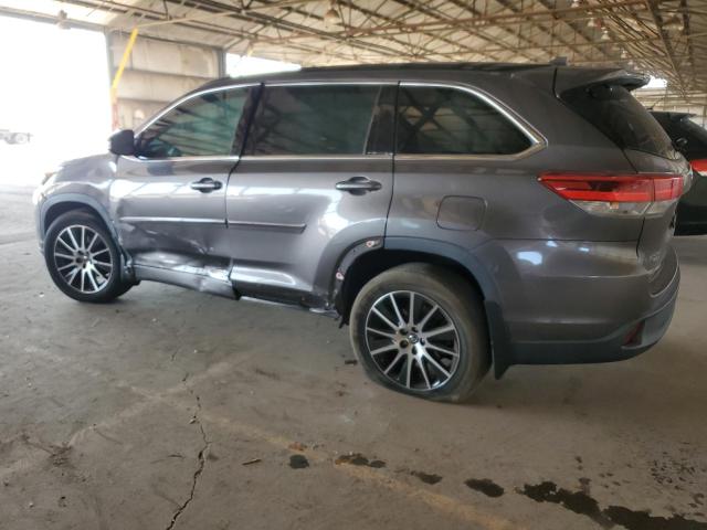 5TDJZRFH7HS509376 - 2017 TOYOTA HIGHLANDER SE GRAY photo 2