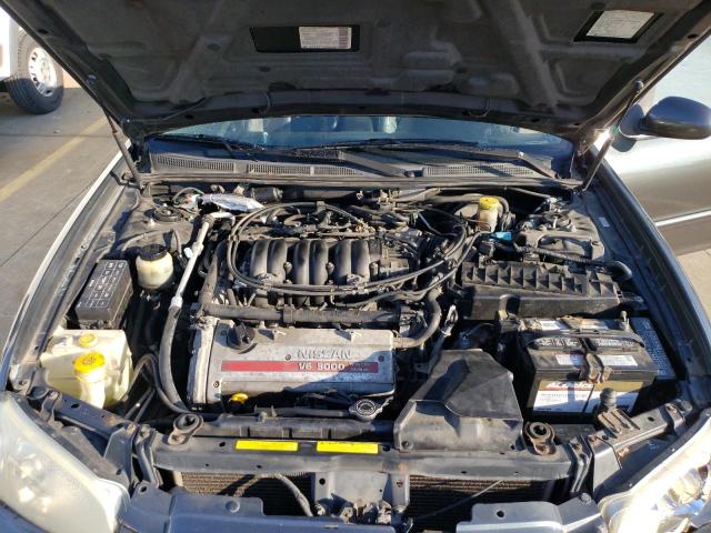 JN1CA31A11T112523 - 2001 NISSAN MAXIMA GXE GRAY photo 11