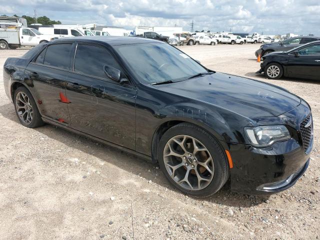 2C3CCABG1GH152108 - 2016 CHRYSLER 300 S BLACK photo 4