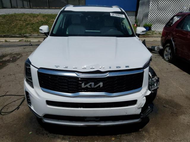 5XYP64HC8NG258870 - 2022 KIA TELLURIDE S WHITE photo 5