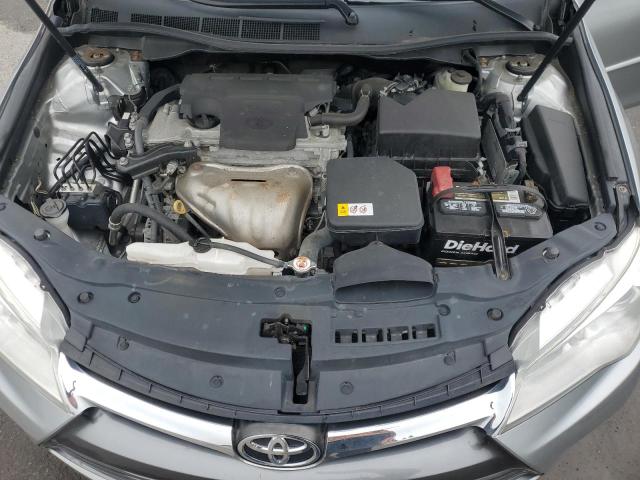 4T1BF1FK3HU304543 - 2017 TOYOTA CAMRY LE SILVER photo 11