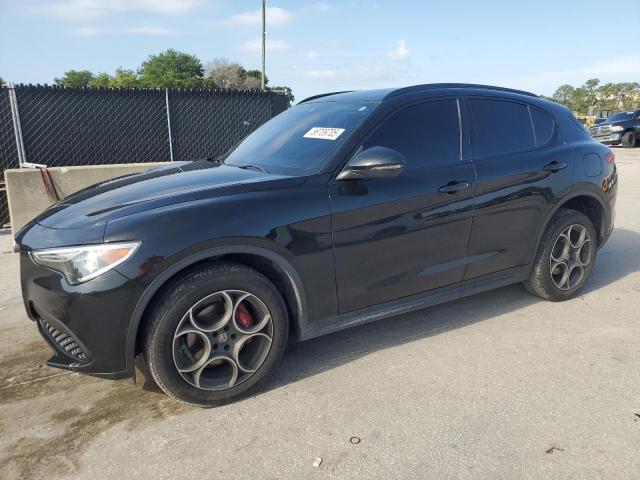 ZASFAKPNXJ7B90328 - 2018 ALFA ROMEO STELVIO SPORT Schwarz Foto 1