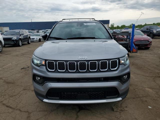 3C4NJDCNXRT582528 - 2024 JEEP COMPASS LIMITED Srebrny zdjęcie 5
