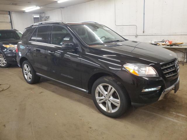4JGDA5HB5EA319277 - 2014 MERCEDES-BENZ ML 350 4MATIC BLACK photo 4