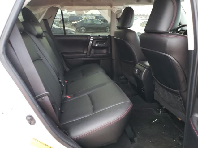 JTEBU5JR5J5588730 - 2018 TOYOTA 4RUNNER SR5/SR5 PREMIUM 白色 照片 6