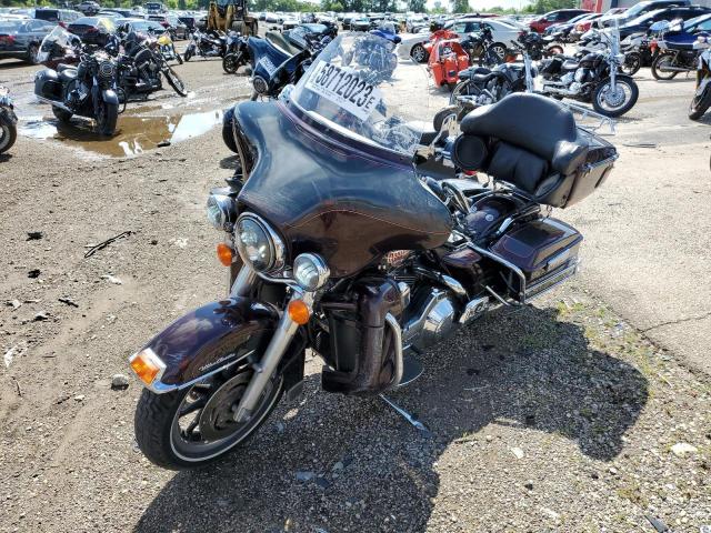 1HD1FCW186Y711037 - 2006 HARLEY-DAVIDSON FLHTCUI 紫色 照片 2