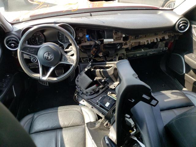 ZARFAEDNXH7534769 - 2017 ALFA ROMEO GIULIA Q4 RED photo 8