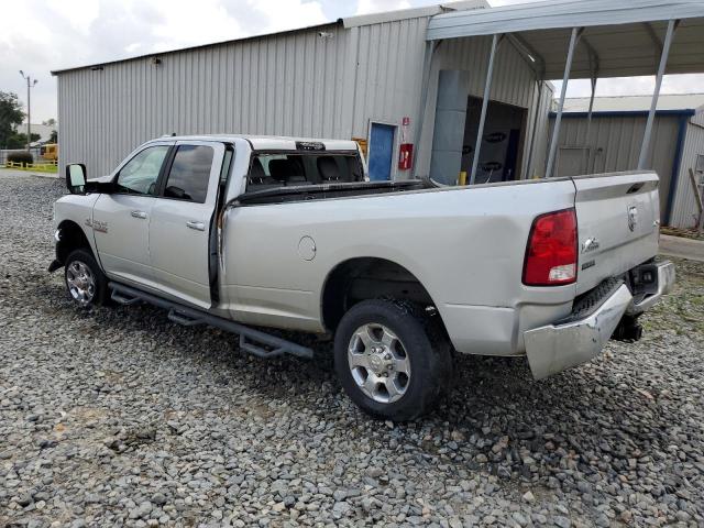 3C6UR5JLXJG180105 - 2018 RAM 2500 SLT SILVER photo 2