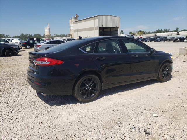 3FA6P0HD4KR133432 - 2019 FORD FUSION SE BLACK photo 3