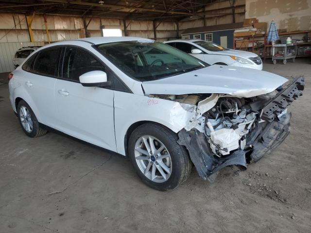 1FADP3F20JL211552 - 2018 FORD FOCUS SE WHITE photo 4