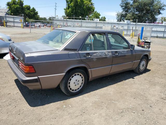 WDBDA29D9NF967077 - 1992 MERCEDES-BENZ 190 E 2.6 GRAY photo 3