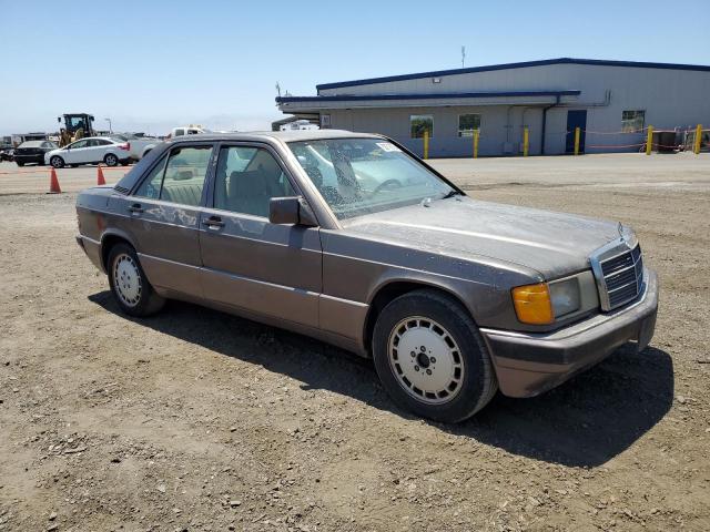 WDBDA29D9NF967077 - 1992 MERCEDES-BENZ 190 E 2.6 GRAY photo 4