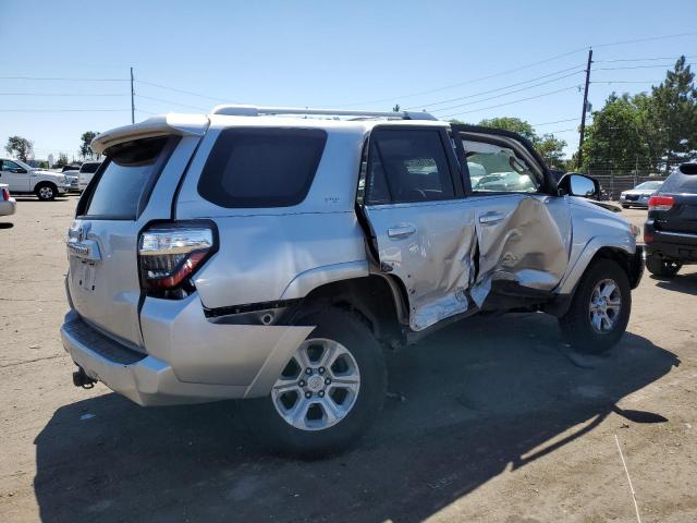 JTEBU5JRXG5404813 - 2016 TOYOTA 4RUNNER SR5/SR5 PREMIUM 银色 照片 3