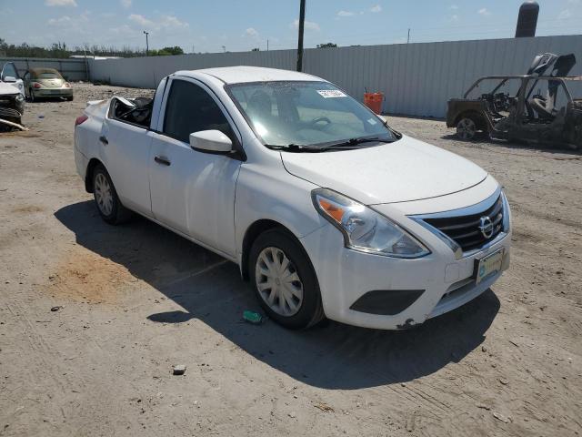 3N1CN7AP6GL822840 - 2016 NISSAN VERSA S WHITE photo 4