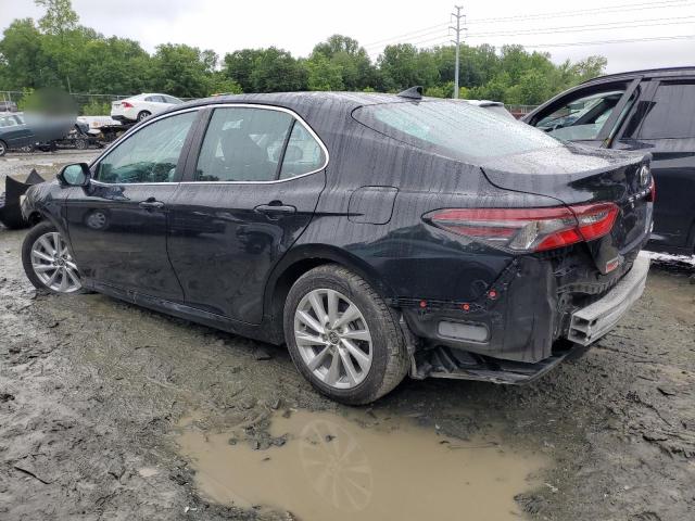 4T1C11BK6MU031519 - 2021 TOYOTA CAMRY LE BLACK photo 2