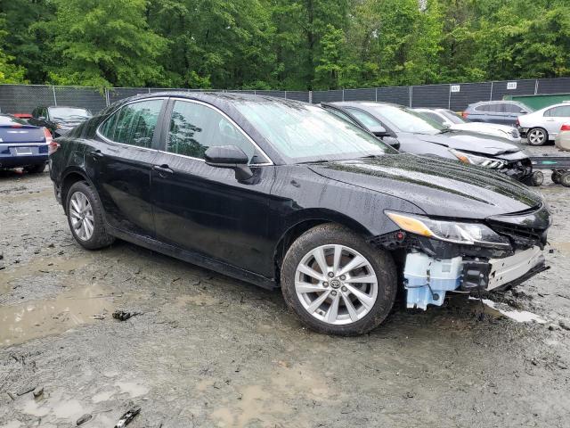 4T1C11BK6MU031519 - 2021 TOYOTA CAMRY LE BLACK photo 4