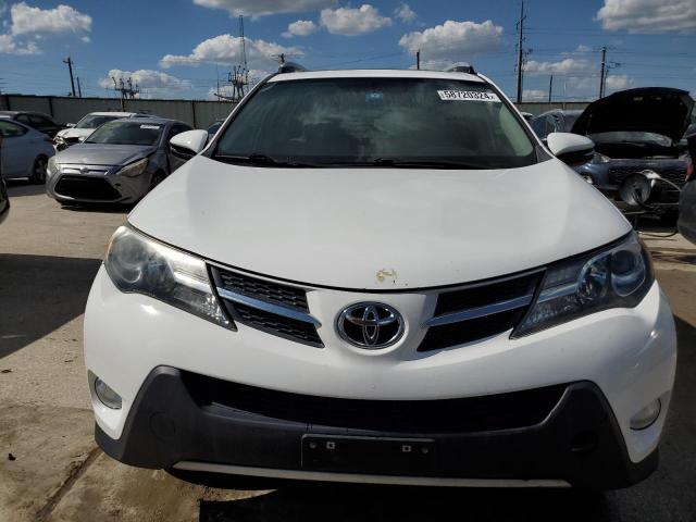 2T3WFREV2FW146843 - 2015 TOYOTA RAV4 XLE WHITE photo 5