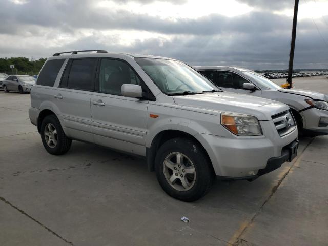 5FNYF18568B020015 - 2008 HONDA PILOT EXL SILVER photo 4