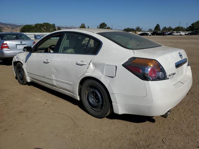 1N4AL2AP3BN437554 - 2011 NISSAN ALTIMA BASE WHITE photo 2