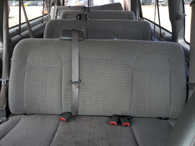 1GAZGPFG8H1217570 - 2017 CHEVROLET EXPRESS G3 LT WHITE photo 10